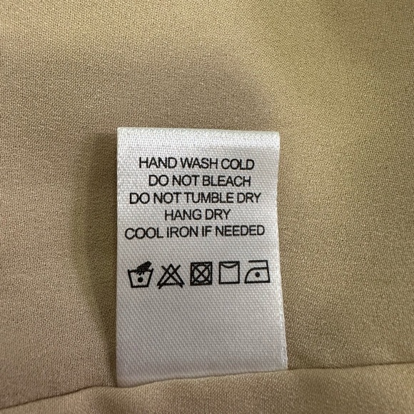 Lovers + Friends Gold Cami- Large - Picture 7 of 11